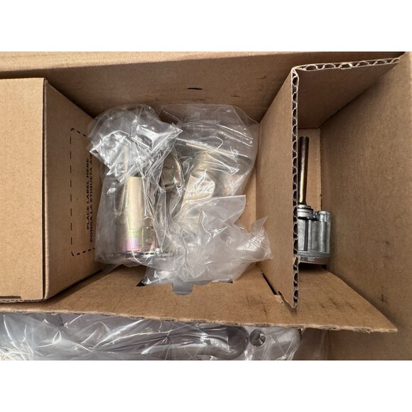Kwikset Chelsea Single Cylinder Handleset Smartkey Polished Chrome Exterior ONLY - Picture 4 of 16